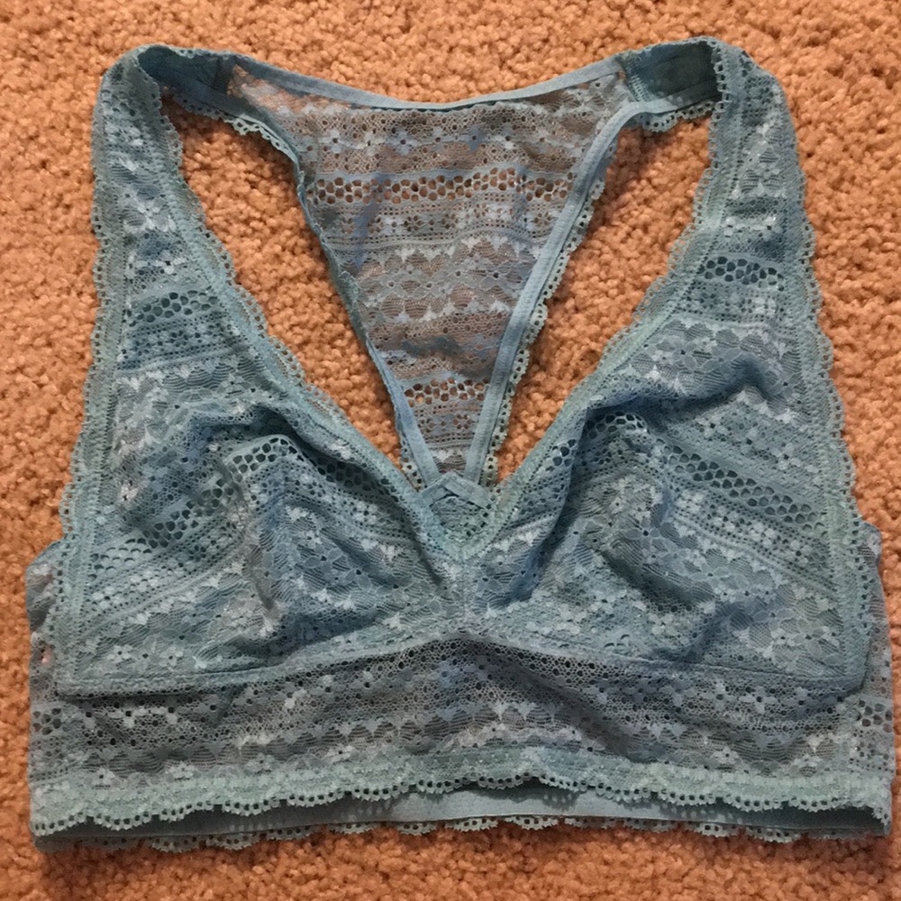 VS Baby Blue Lacy Bralette